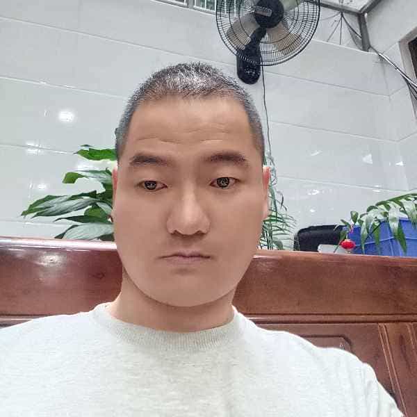 37岁岁福建单身帅哥 - 鞍山吉缘网