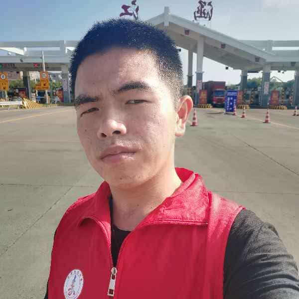 24岁岁福建单身帅哥 - 鞍山吉缘网