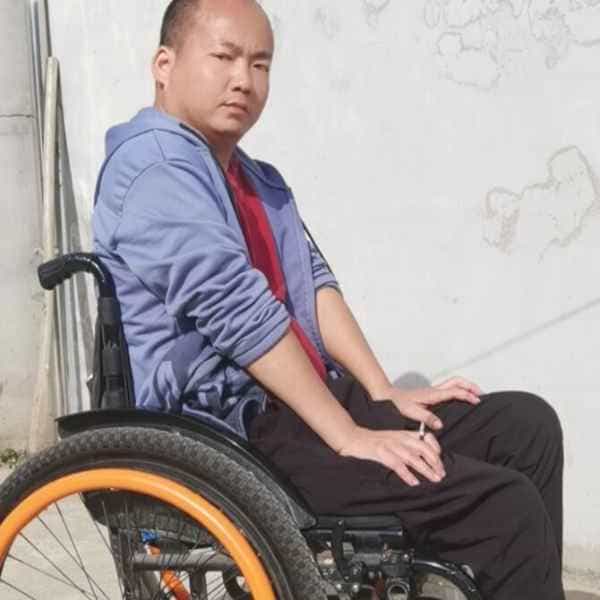 37岁岁陕西单身帅哥 - 鞍山吉缘网